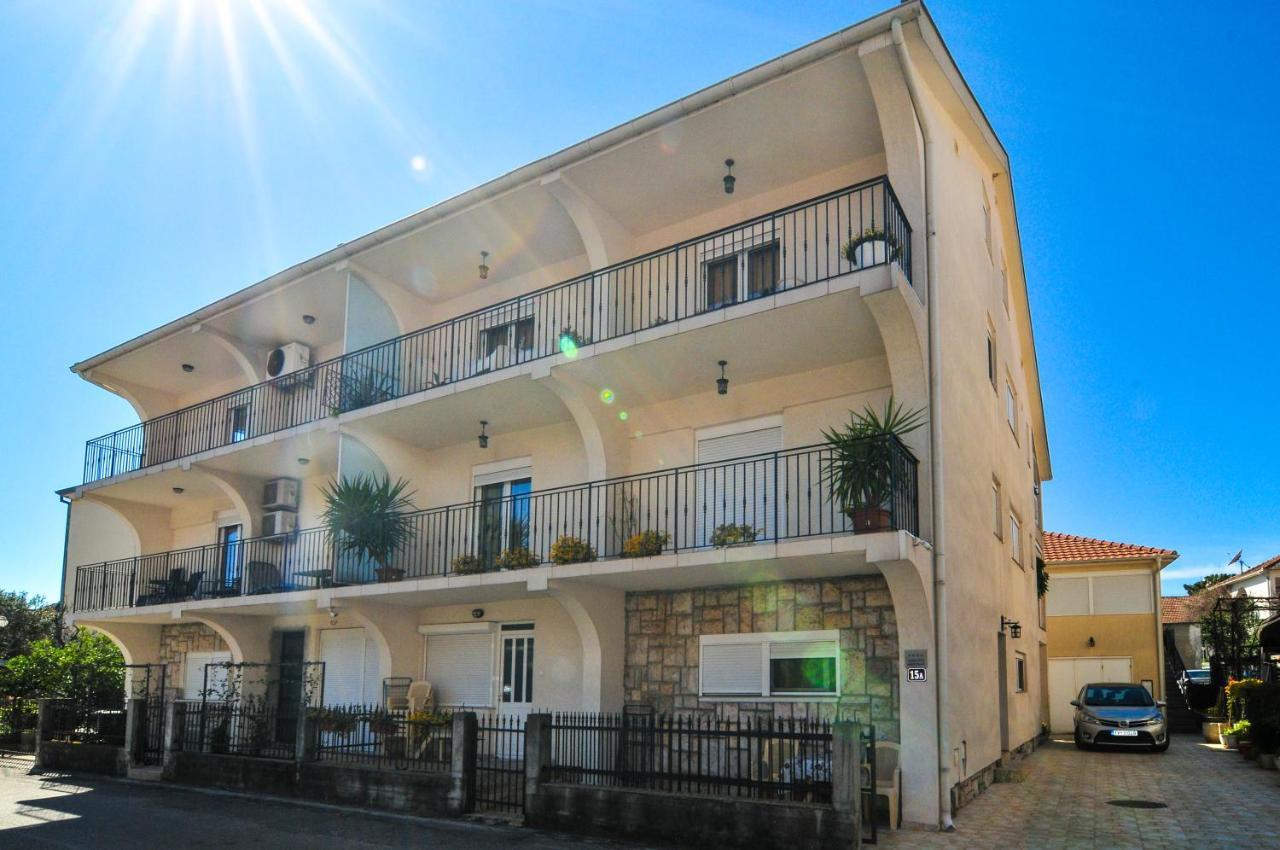 Apartmani Franovic Tivat Exteriér fotografie